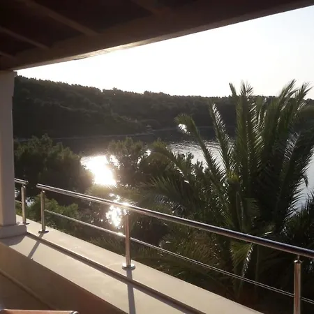 Апартаменты Residence Maja Лумбарда